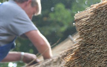 professional Crigglestone thatchers